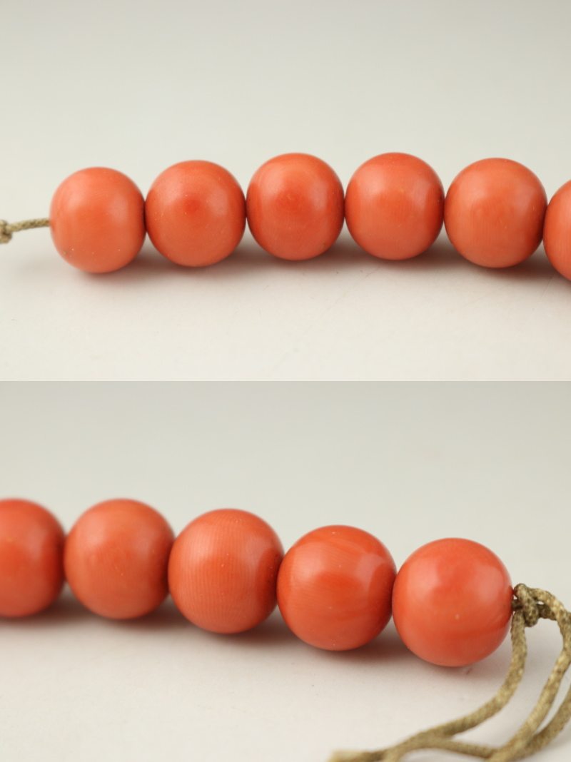 17 本赤珊瑚玉 17玉 12.5mm前後 重さ45.7g